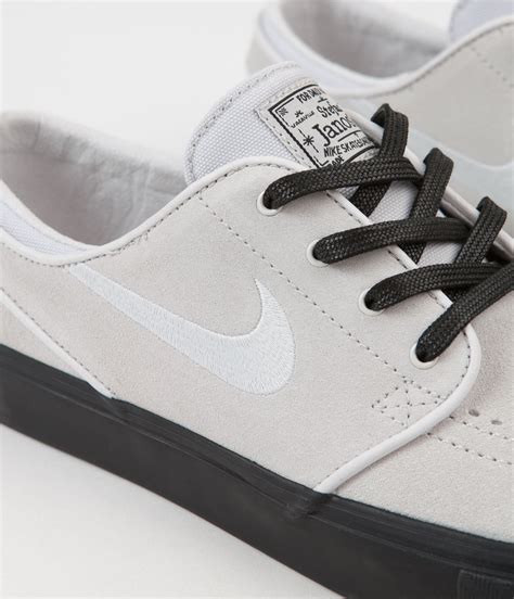 Nike janoski sneakers